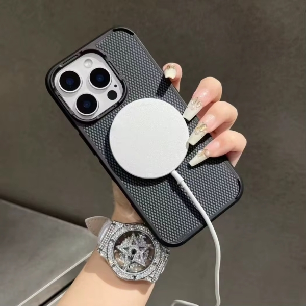 iPhone 16 Pro Max Man case MagSafe
