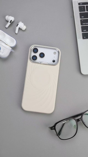 iPhone 18 Pro / iPhone 17 Pro MEMUMI LIQIUD SILIKON CASE MAGSAFE 